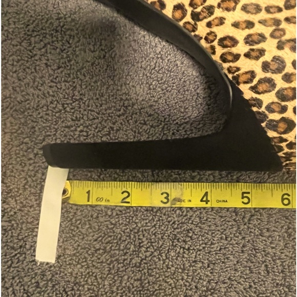 Women’s Guess Black Multi Fabric (leopard) High Heel Booties - Picture 9 of 10